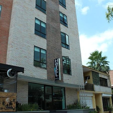 Lobby Park Hotel Medellin Exterior photo